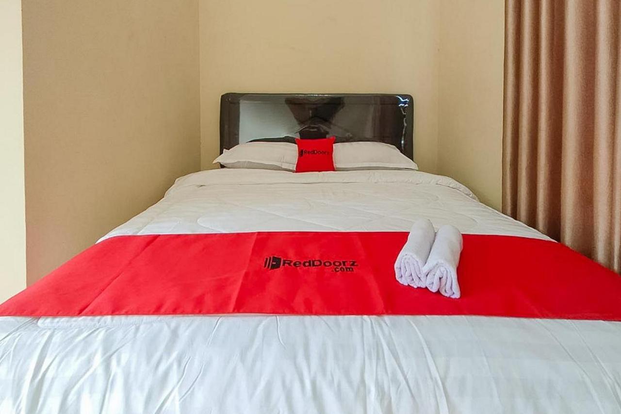 Reddoorz Near Bns Batu Hotell Tlekung Exteriör bild